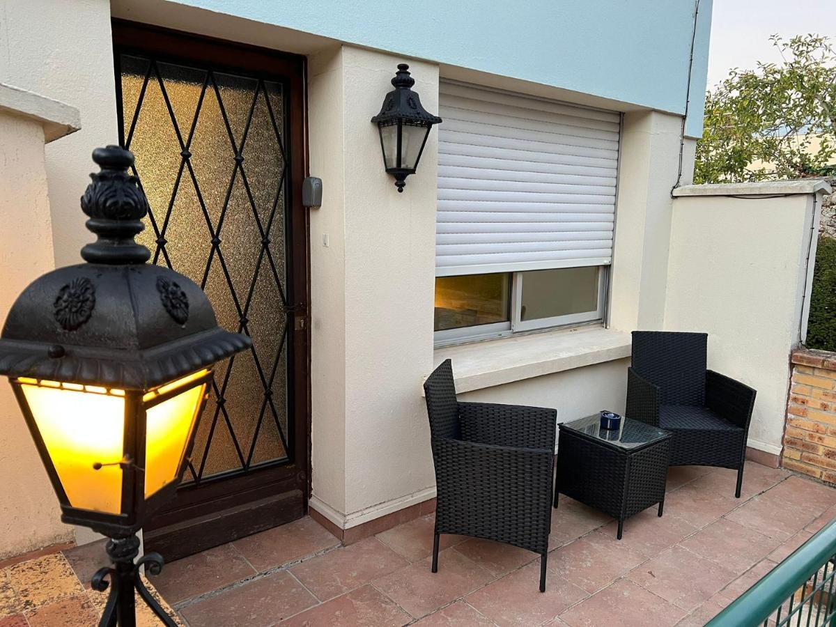 Appart'Hotel Nuiteejour Versailles Saint Cyr L'Ecole מראה חיצוני תמונה