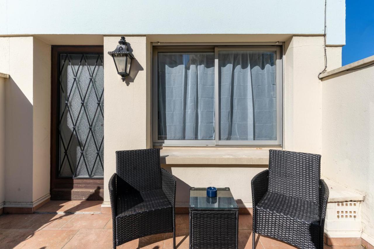 Appart'Hotel Nuiteejour Versailles Saint Cyr L'Ecole מראה חיצוני תמונה