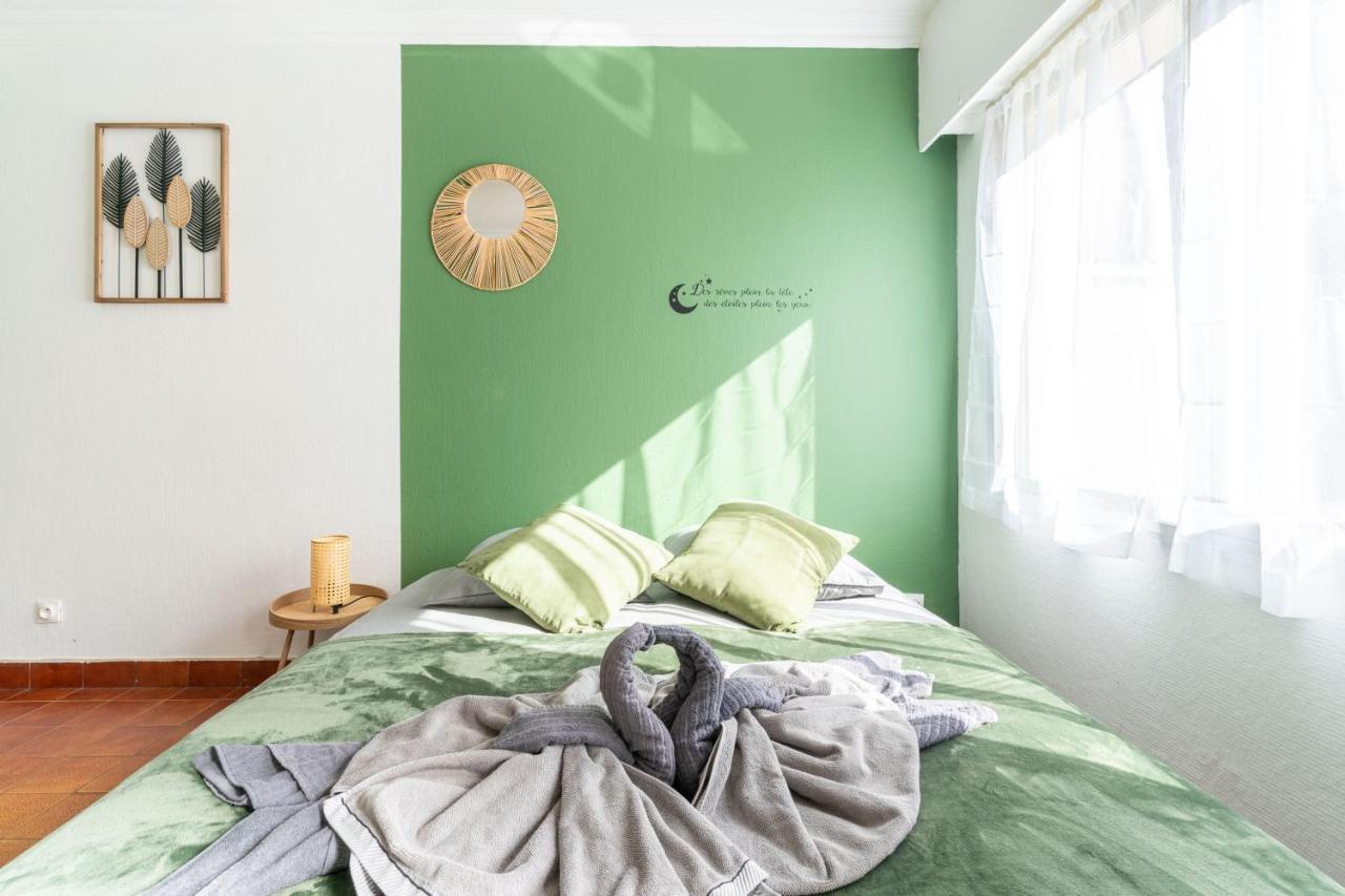 Appart'Hotel Nuiteejour Versailles Saint Cyr L'Ecole מראה חיצוני תמונה