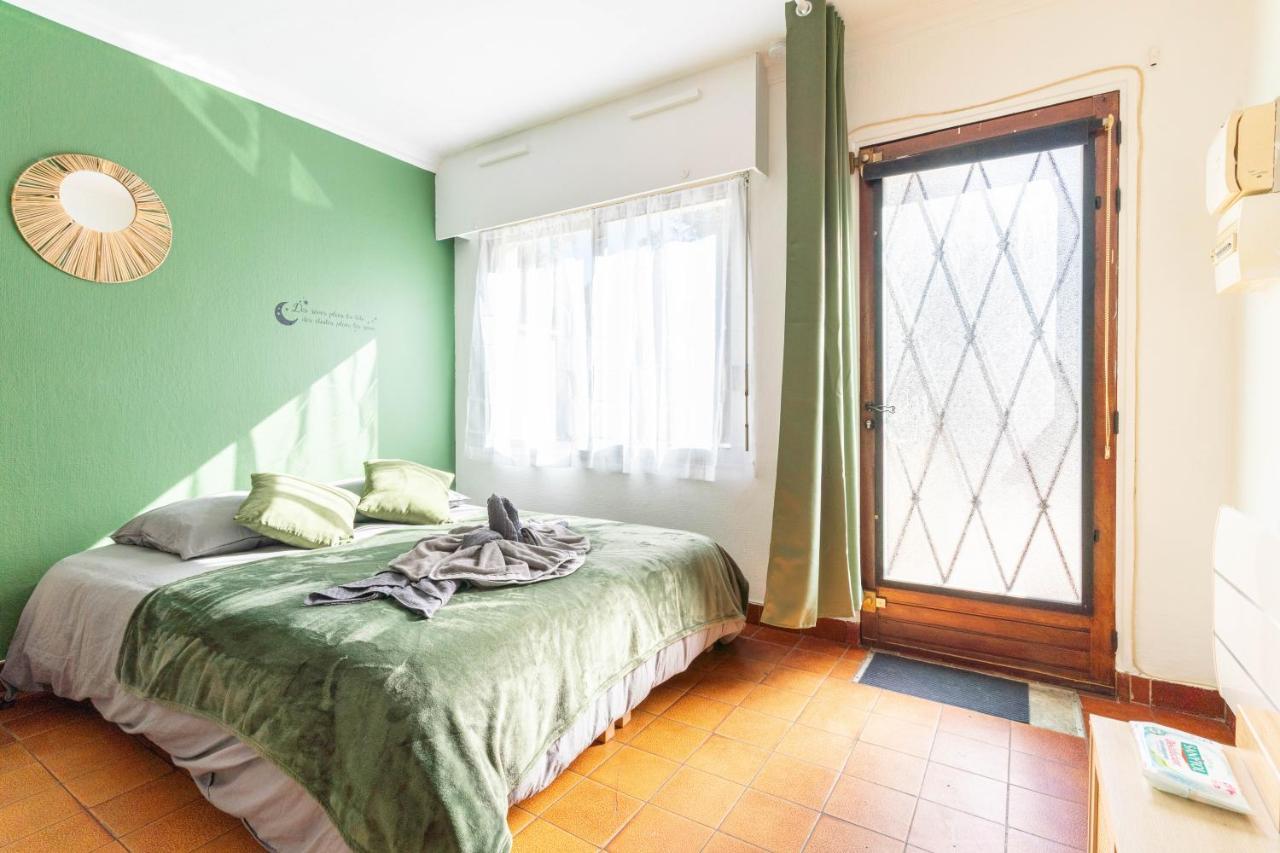 Appart'Hotel Nuiteejour Versailles Saint Cyr L'Ecole מראה חיצוני תמונה