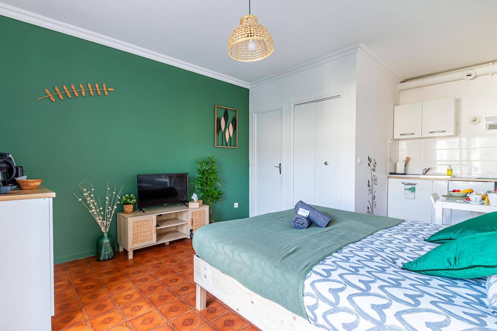 Appart'Hotel Nuiteejour Versailles Saint Cyr L'Ecole מראה חיצוני תמונה